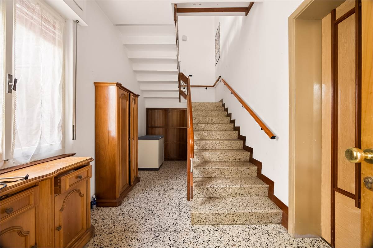 Intera casa trifamiliare a Vighizzolo