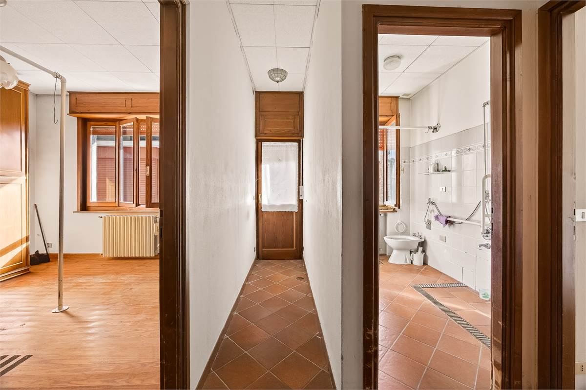 Intera casa trifamiliare a Vighizzolo