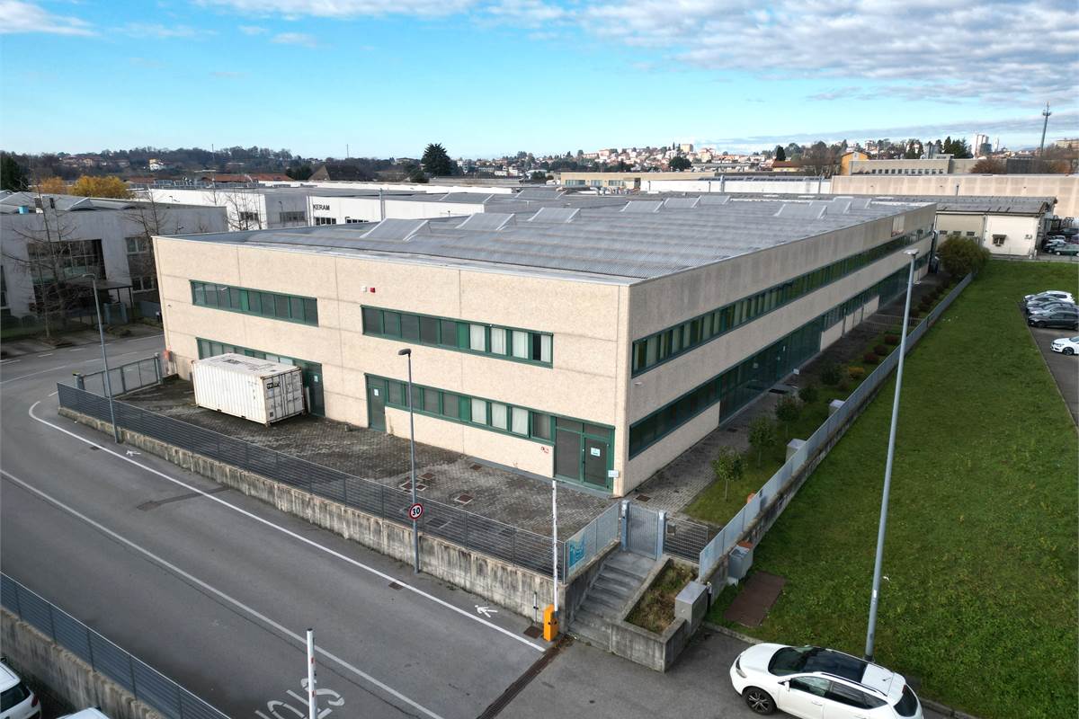 Capannone in affitto a Cantù