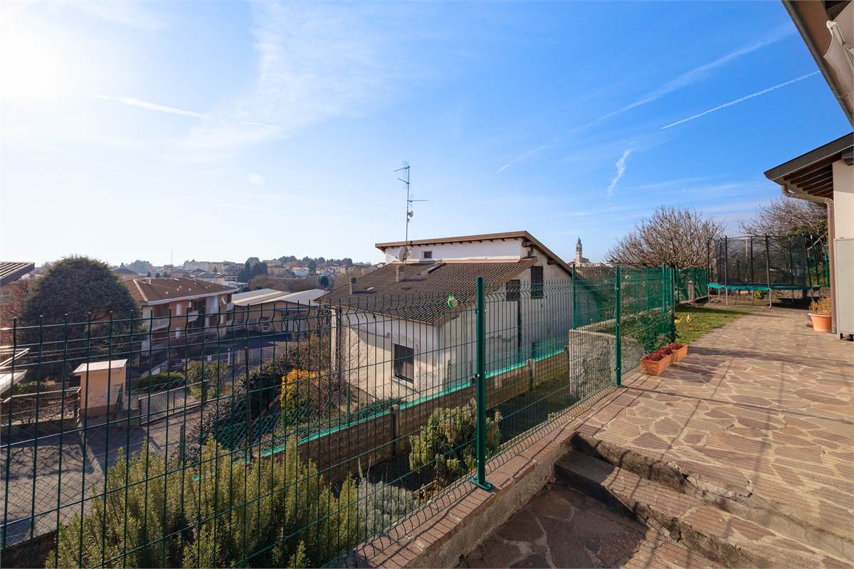 Casa indipendente con giardino a Vighizzolo