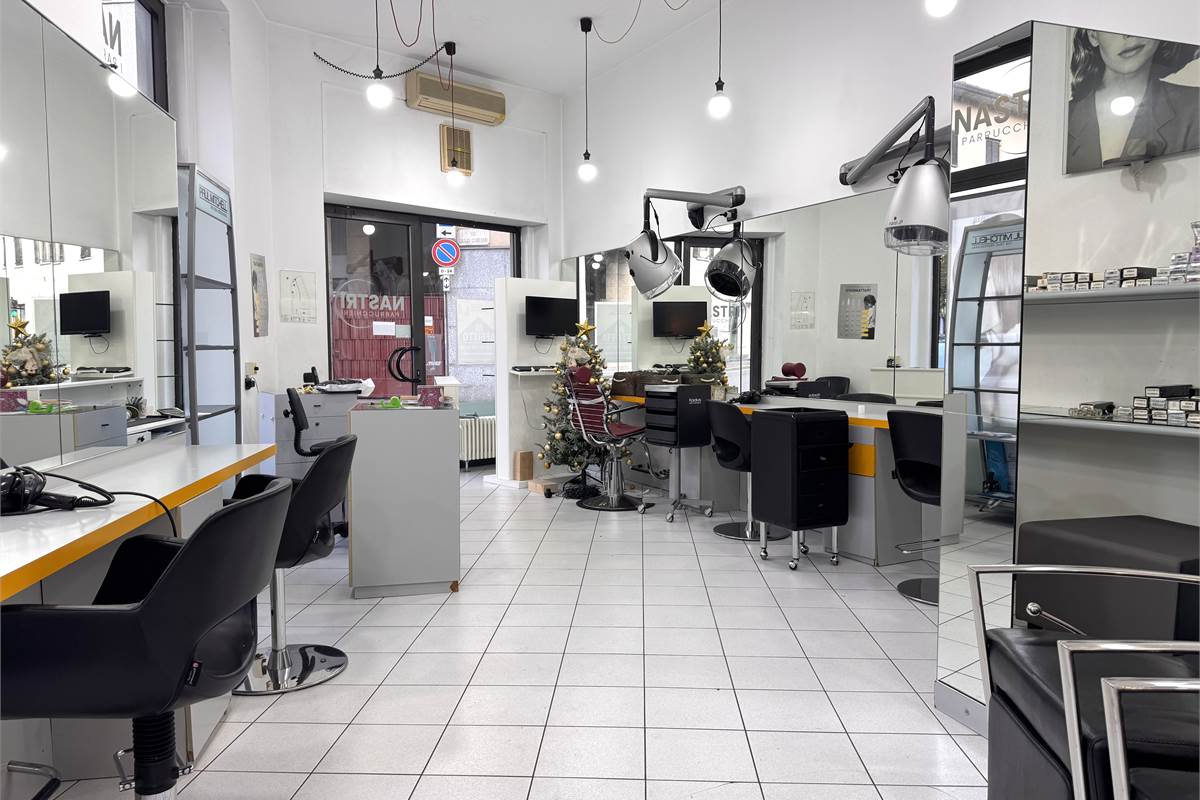 Negozio in affitto in centro a Cantù