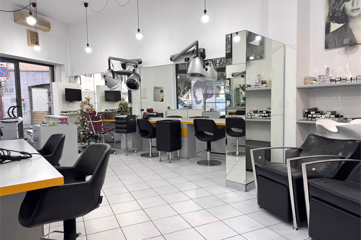 Negozio in affitto in centro a Cantù