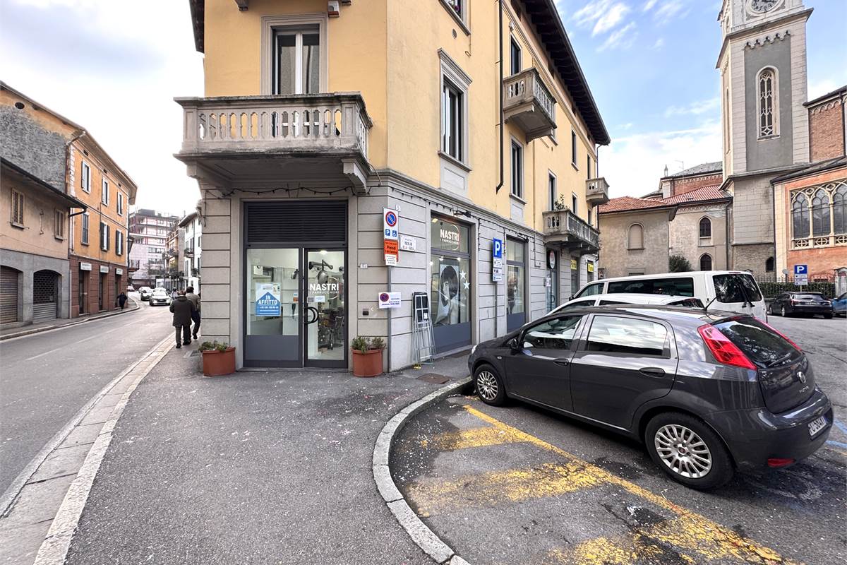 Negozio in affitto in centro a Cantù