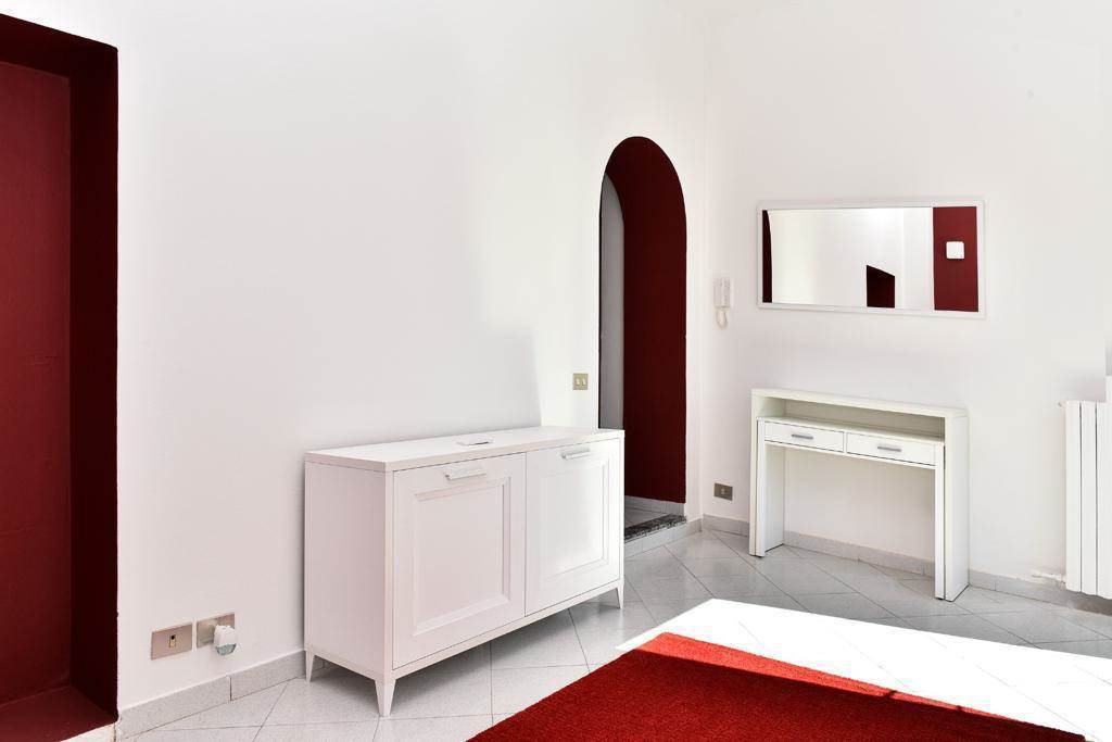 AMPIO BILOCALE A SAN FERMO