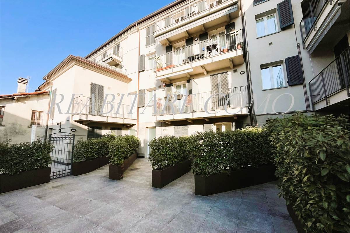 TRILO IN AFFITTO NUOVO CON AREA ESTERNA AD ALBESE