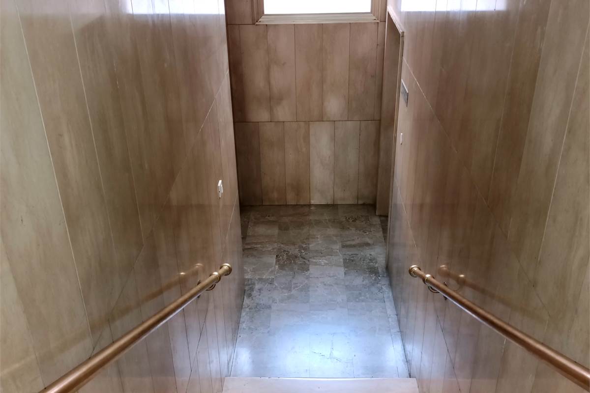 BOLOGNA BILOCALE VIA DELLE LAME PIANO PRIMO 60 MQ