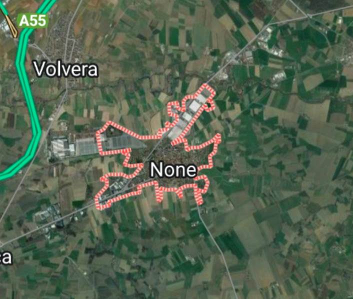 NONE AMPIO E LUMINOSO TRILOCALE