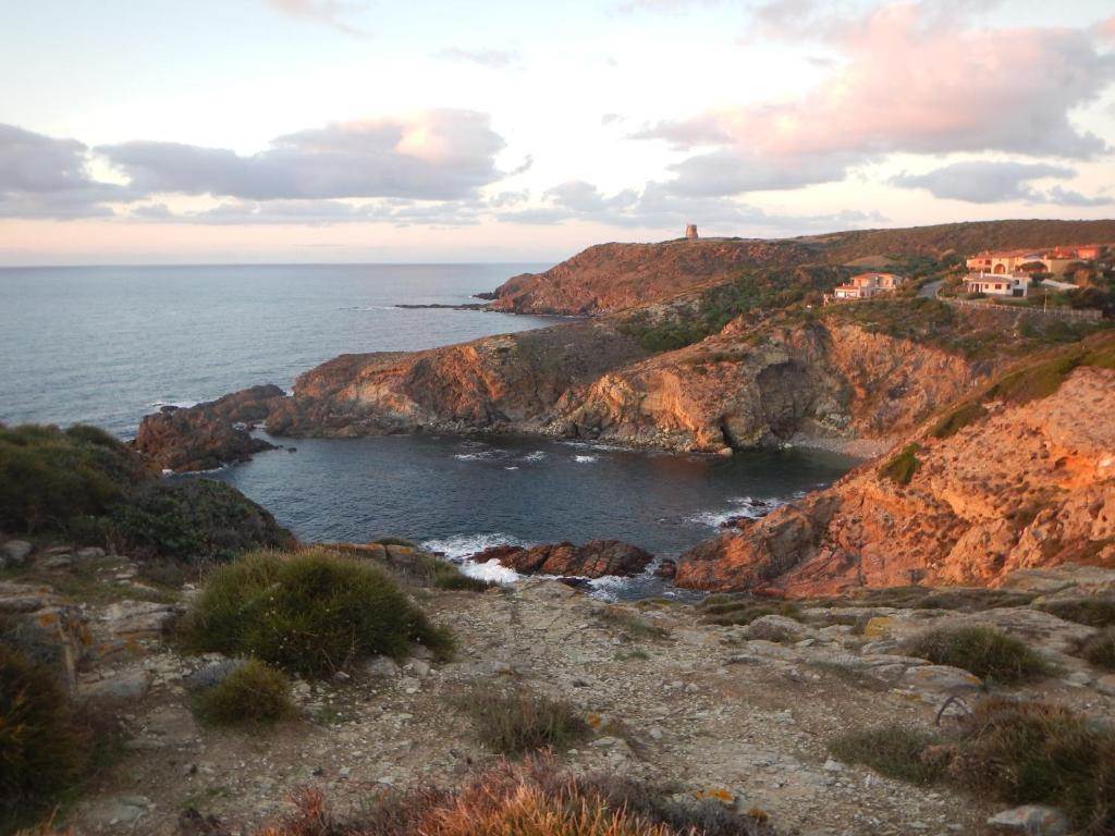 ARBUS TORRE DEI CORSARI VILLA PANORAMICA