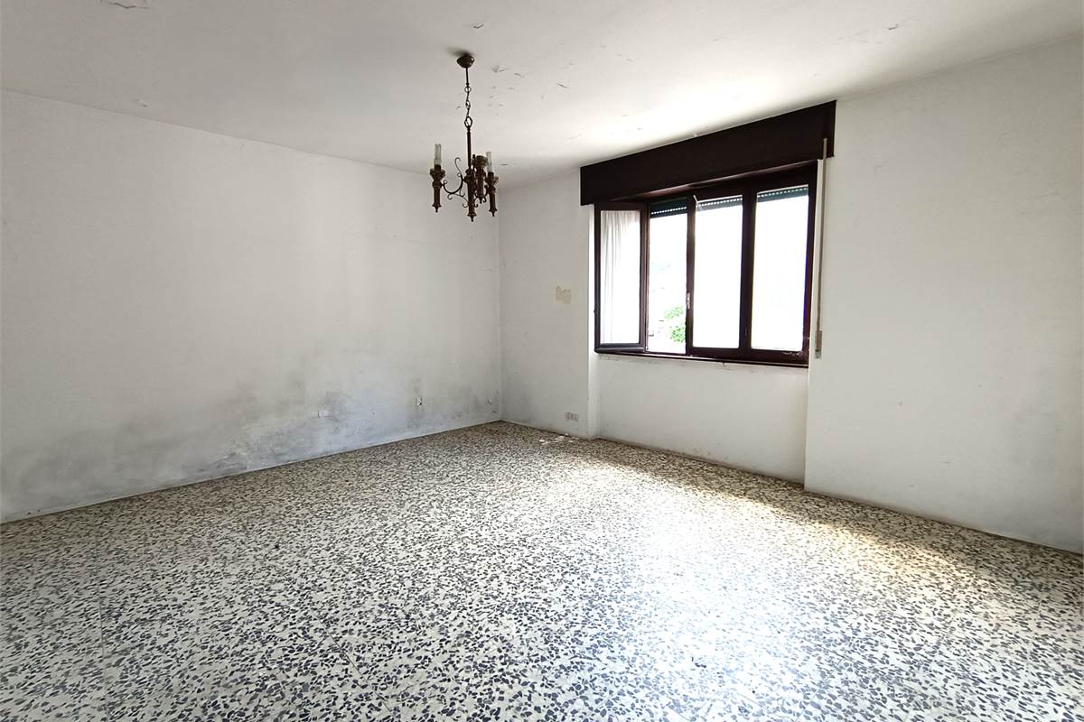 SORMANO PANORAMICO TERRA/CIELO INDIPENDENTE