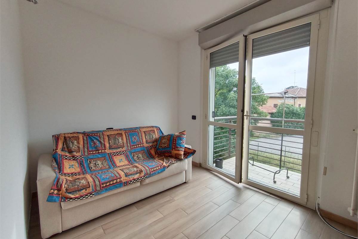 LONGONE AL SEGRINO TRILOCALE TERMOAUTONOMO
