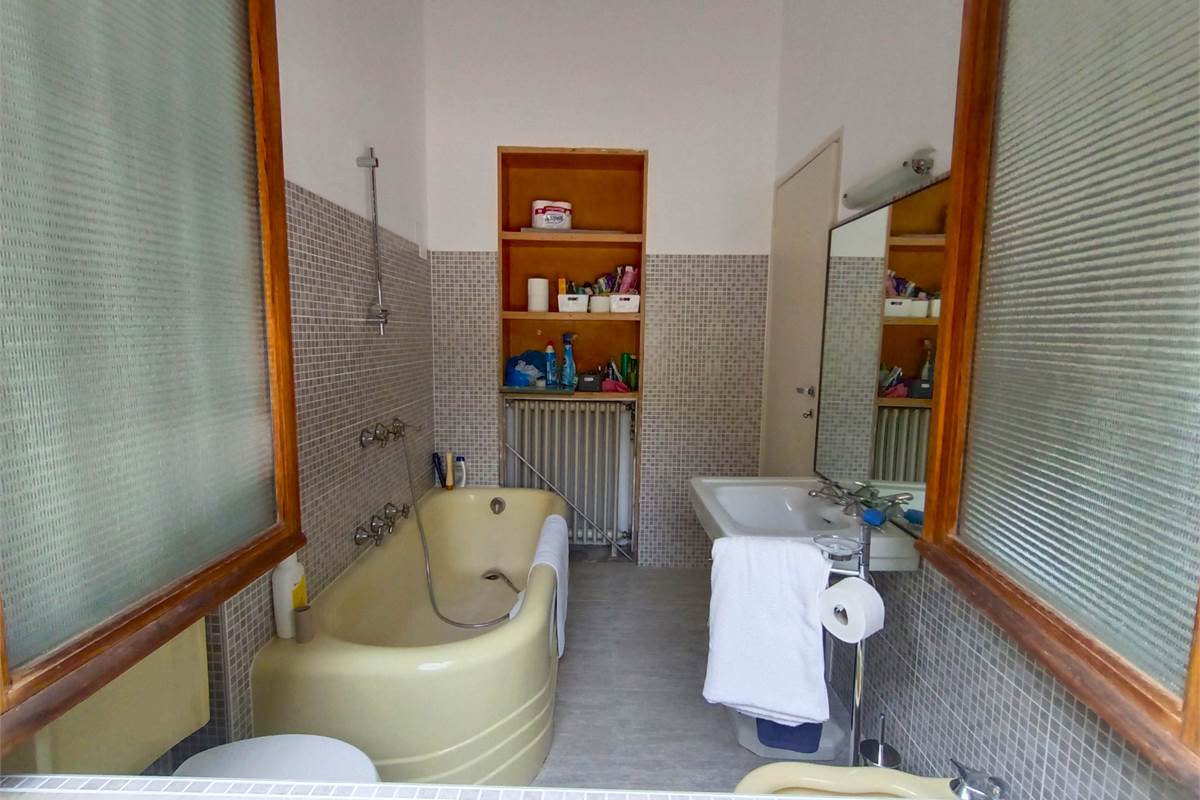 MAGREGLIO A POCHI PASSI DA BELLAGIO VILLA D'EPOCA