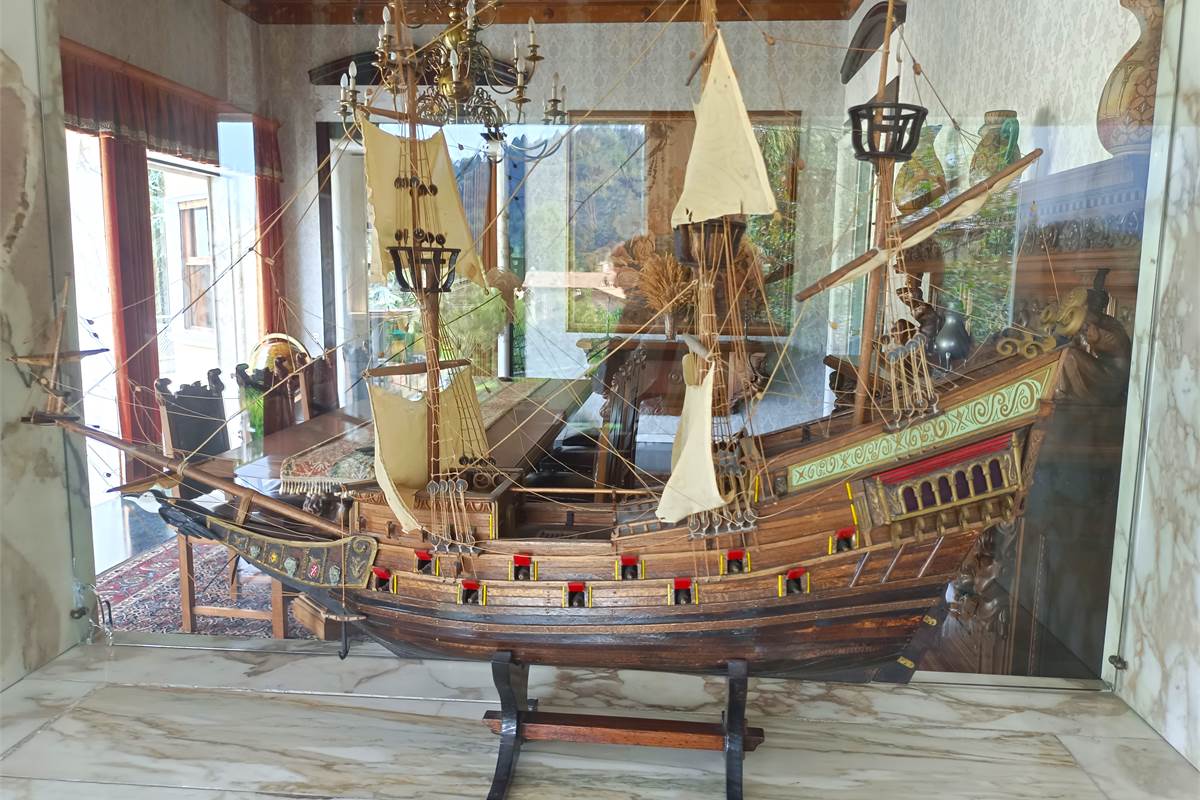 MAGREGLIO A POCHI PASSI DA BELLAGIO VILLA D'EPOCA