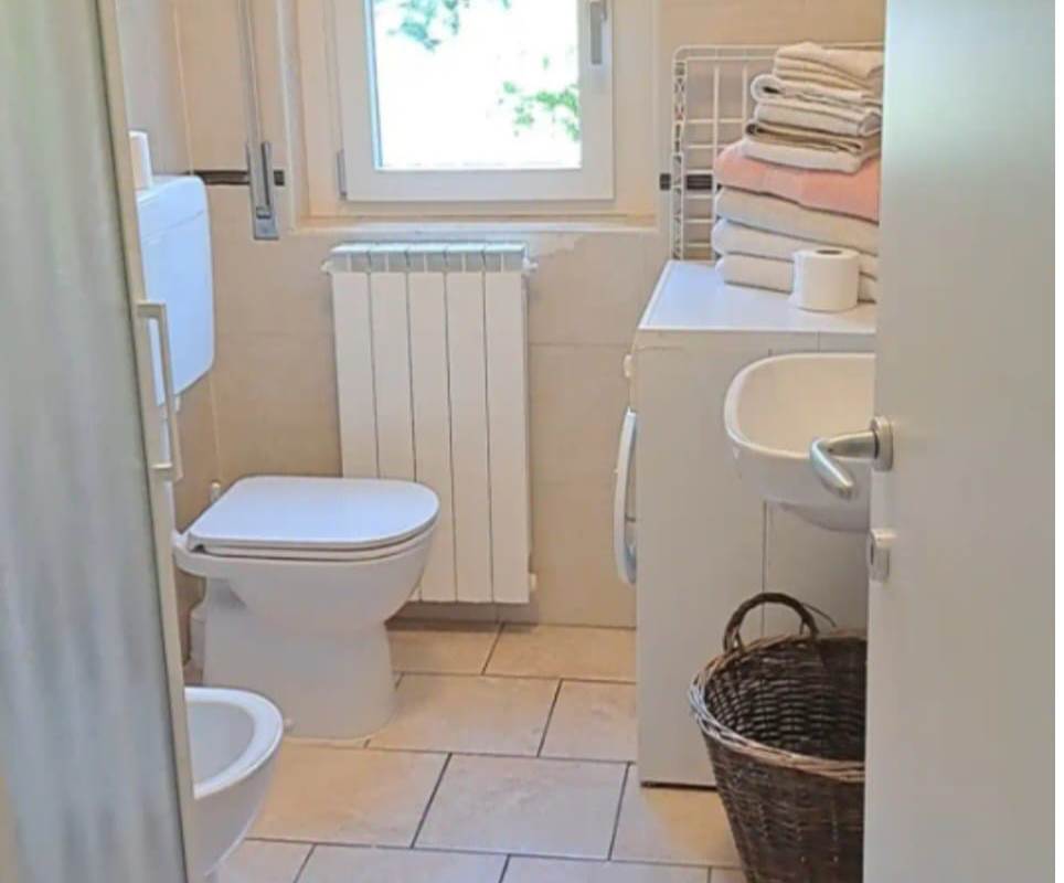 2 locali In Vendita a Magreglio