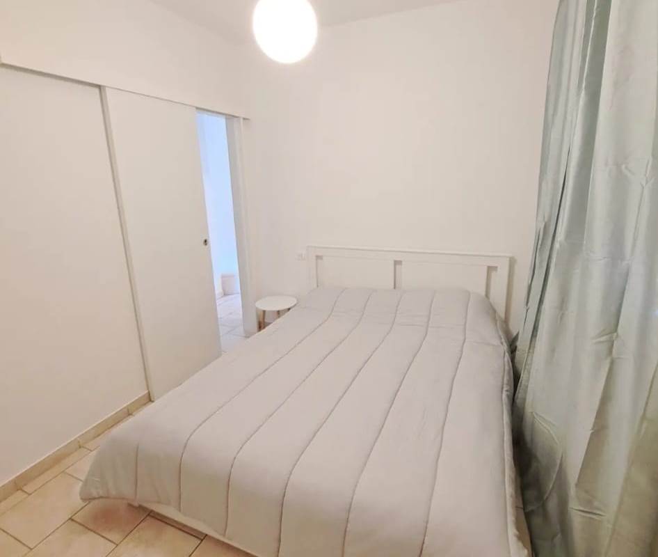 2 locali In Vendita a Magreglio