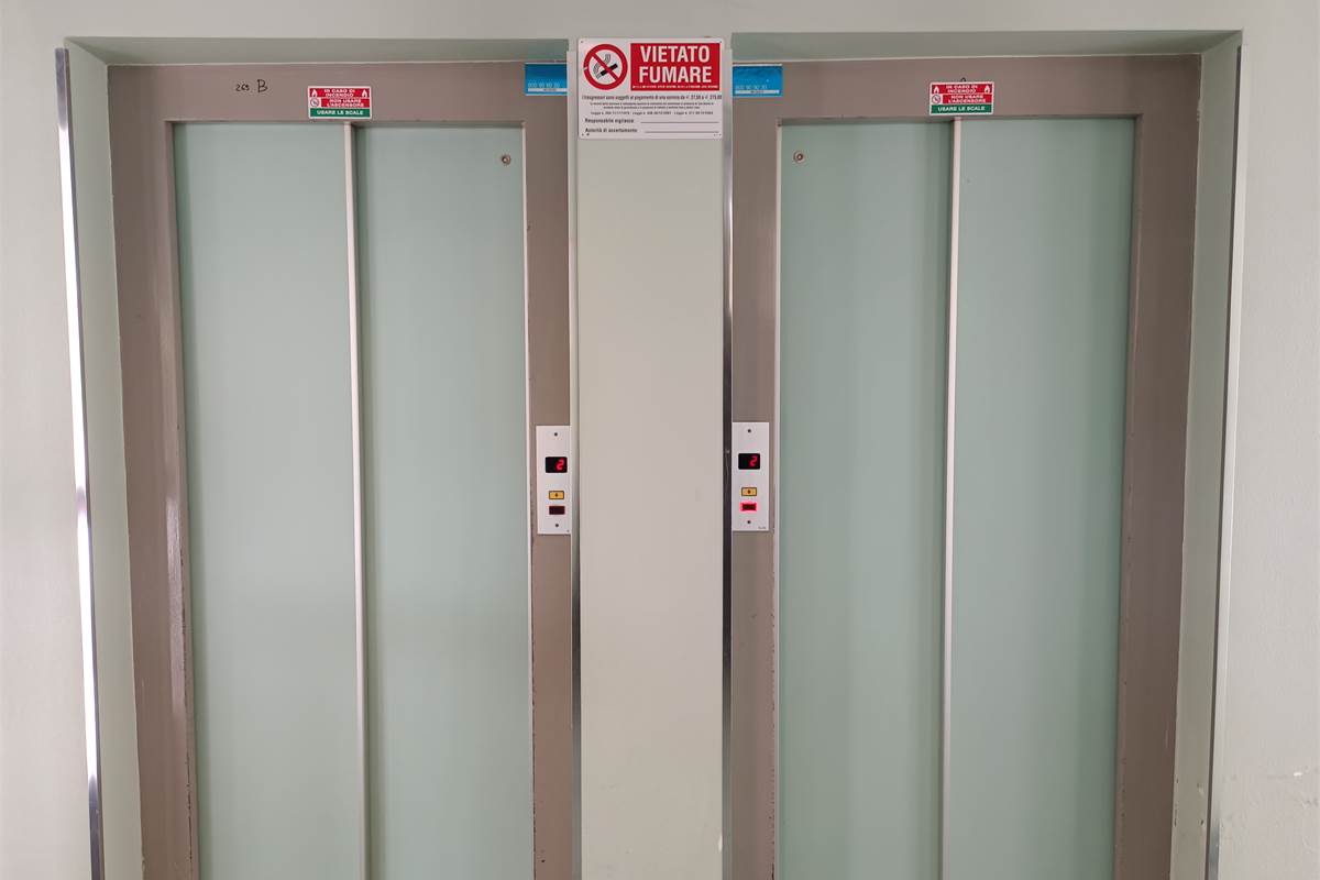 ERBA VENDESI TRILOCALE CON BALCONE