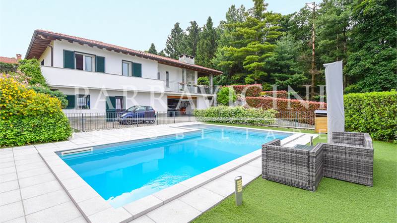 Villa di pregio con piscina classe A