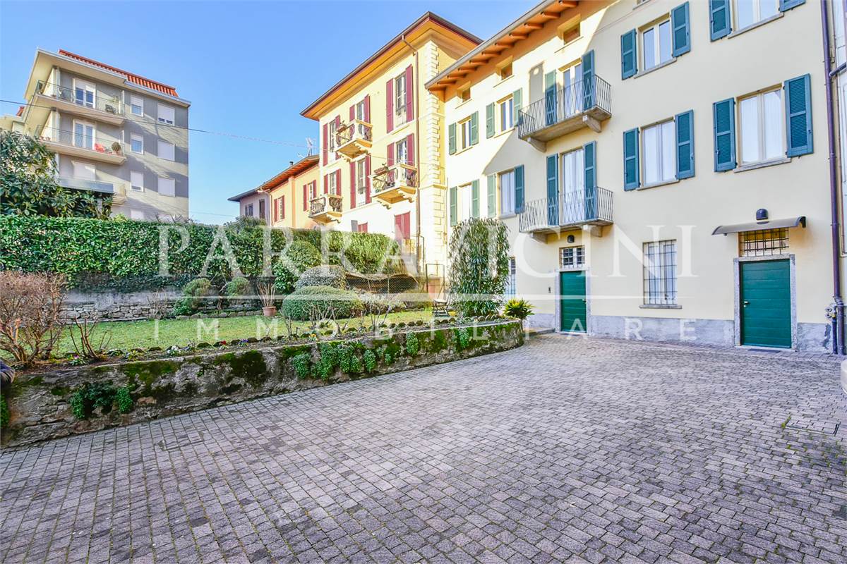 ELEGANTE APPARTAMENTO IN CENTRO