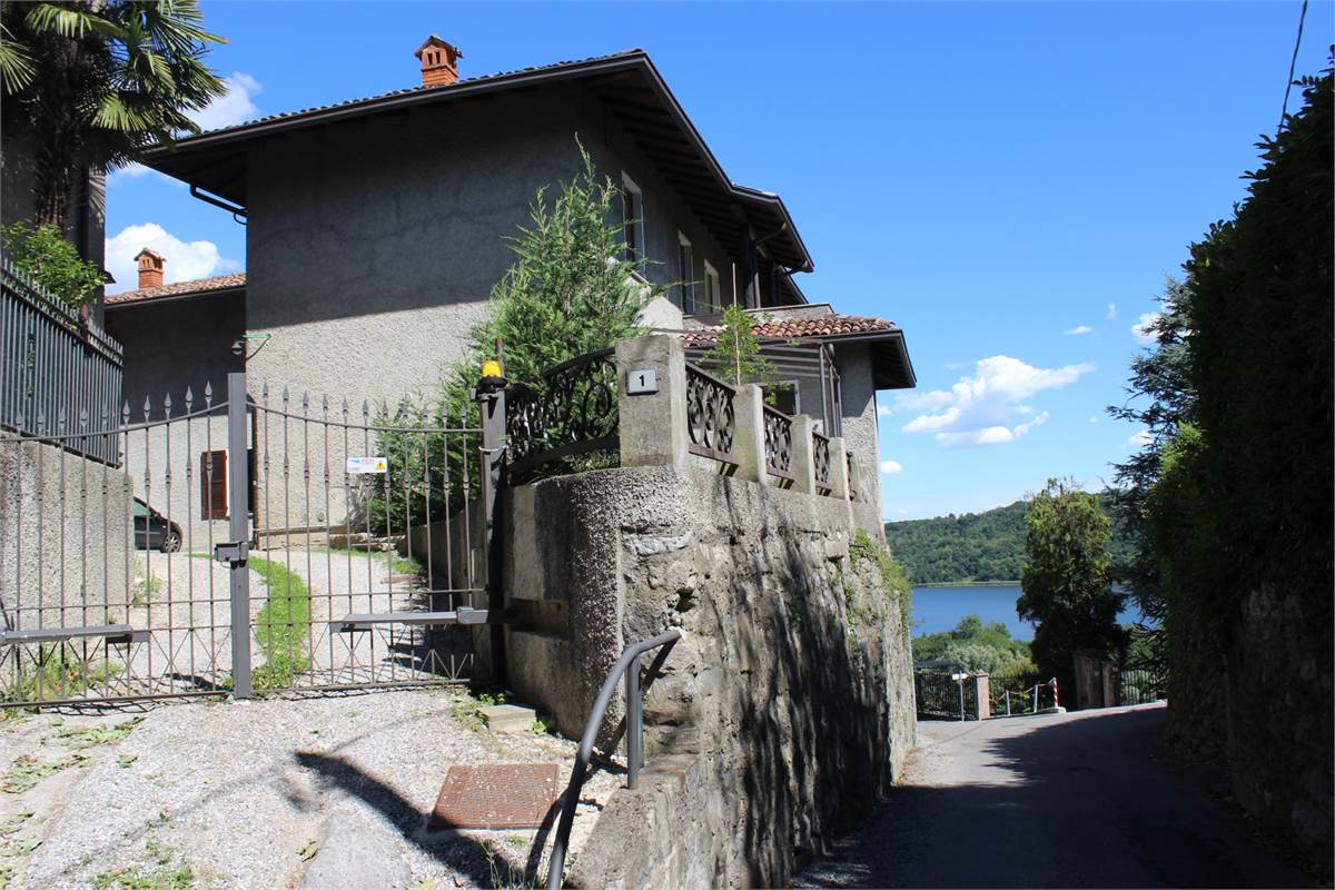 panoramica e soleggiata casa indipendente