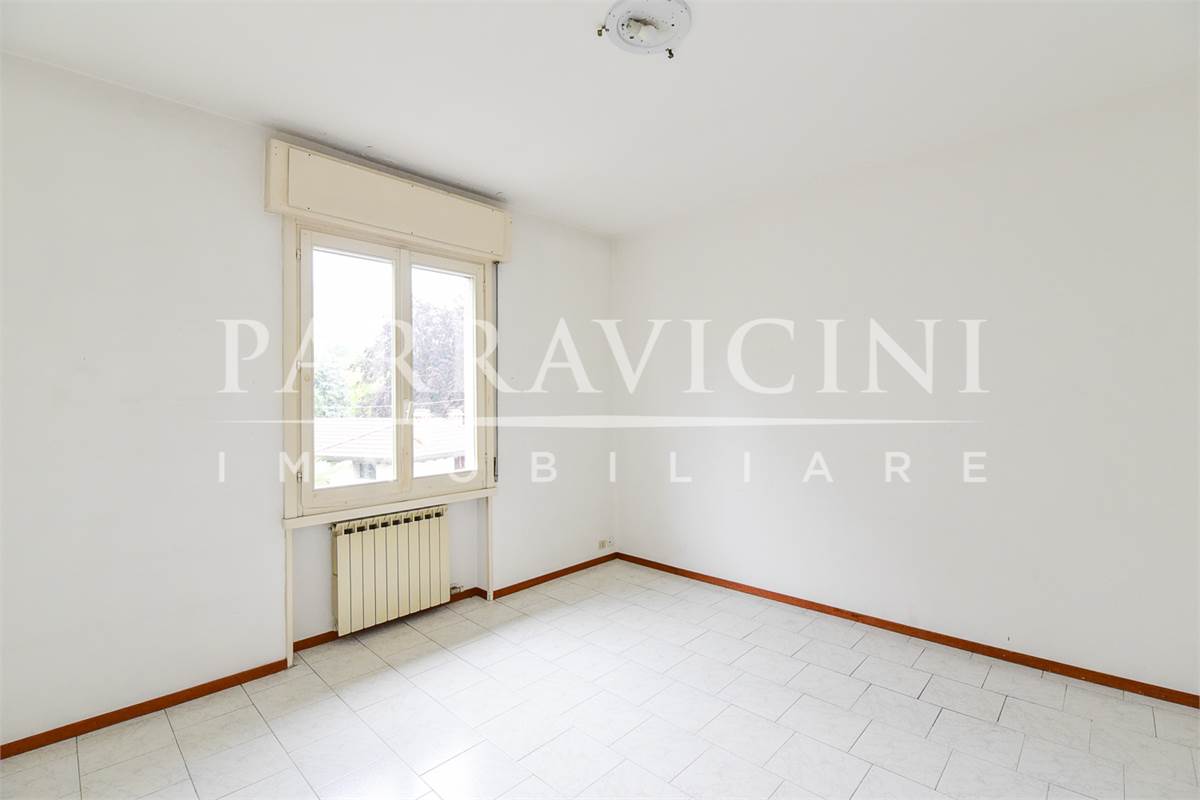 Ampio appartamento all'ultimo piano con box
