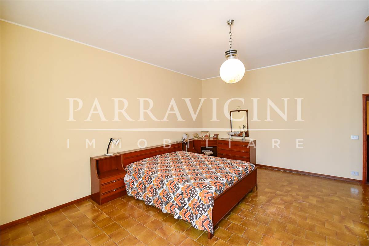 porzione di casa su 2 livelli senza spese