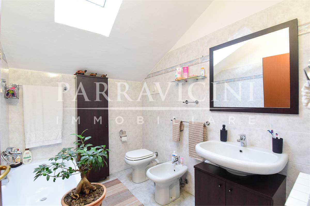 porzione di casa con ingresso indipendente 