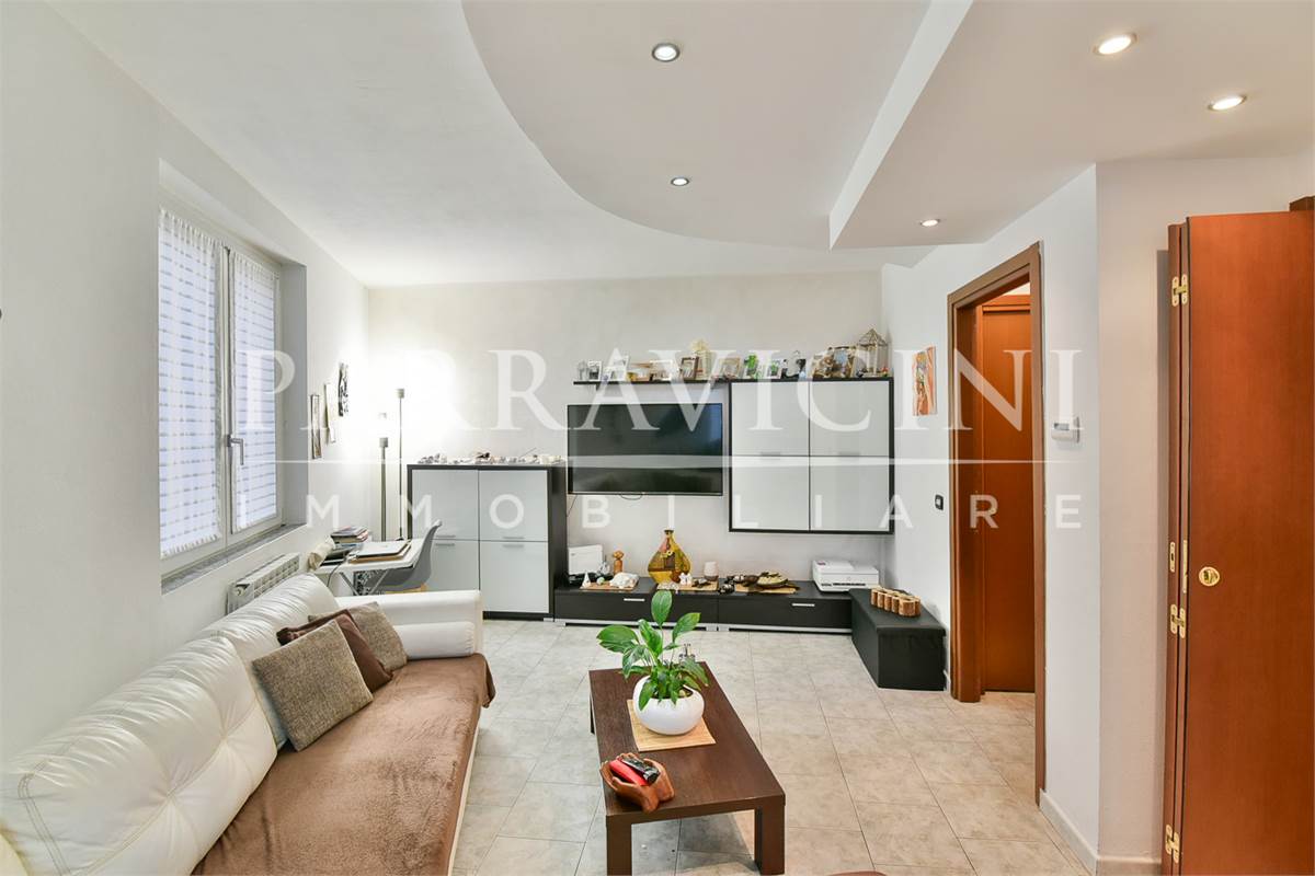 porzione di casa con ingresso indipendente 