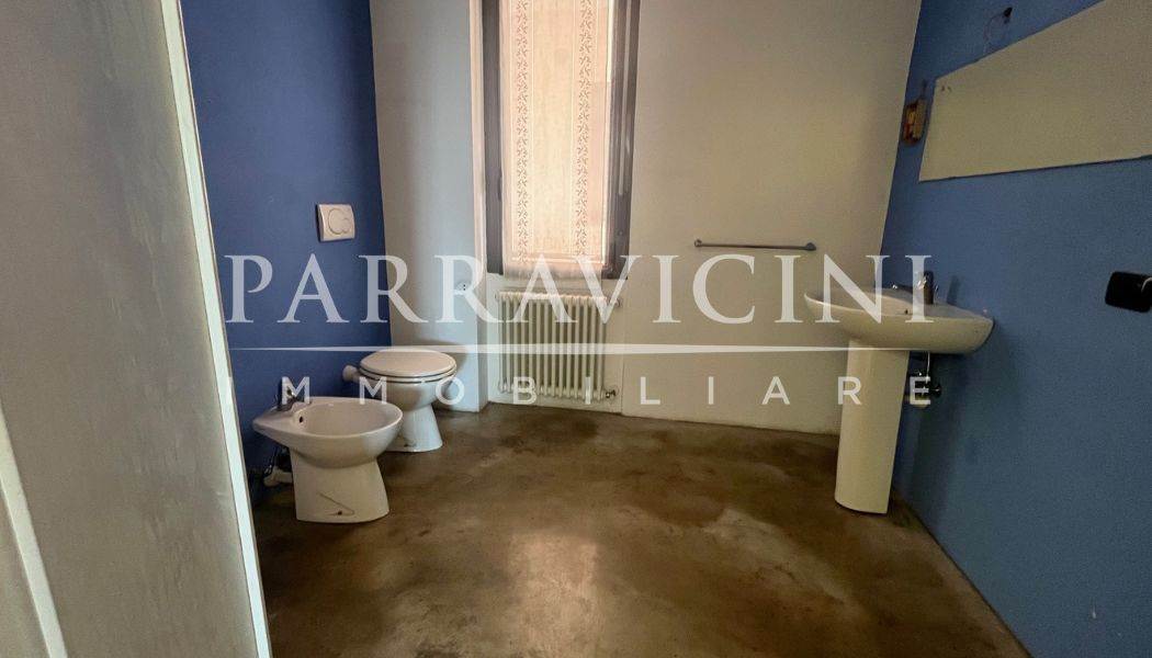 Ampio loft indipendente con terrazzo coperto