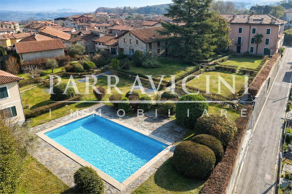 appartamento in residence con parco e piscina