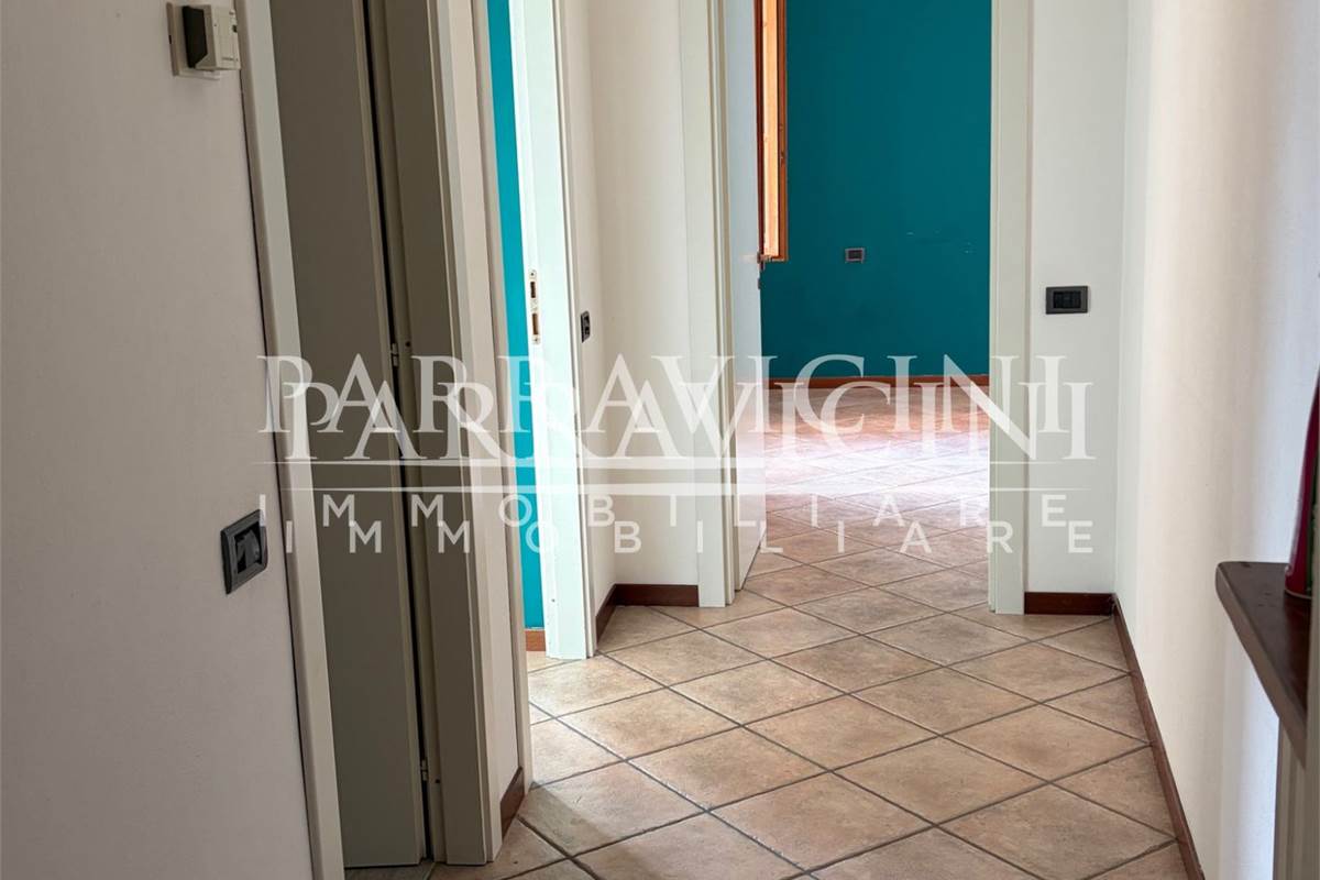 centralissimo trilocale doppi servizi con box