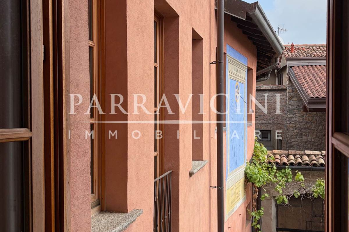 centralissimo trilocale doppi servizi con box