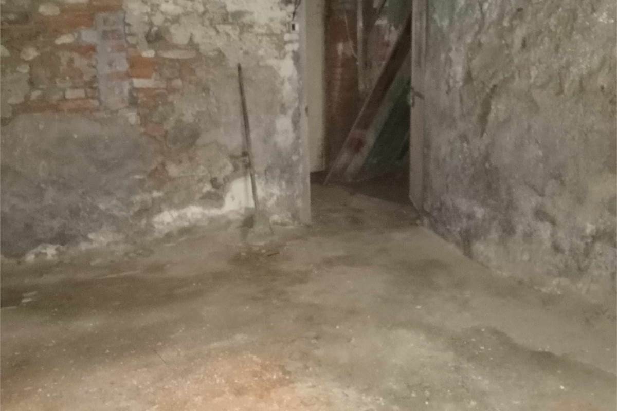 Cadorago, porzione di casa da ristrutturare