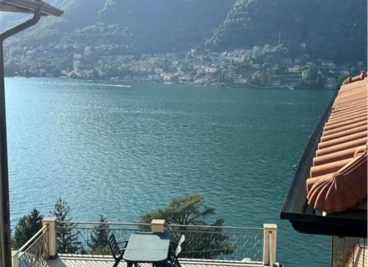Pognana Lario: porzione di casa vista lago