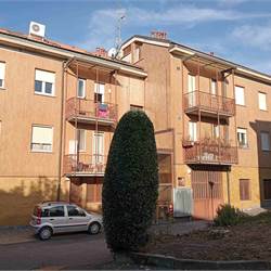 Como, loc.tà Breccia: in posizione tranquilla, bilocale di ca.45 mq