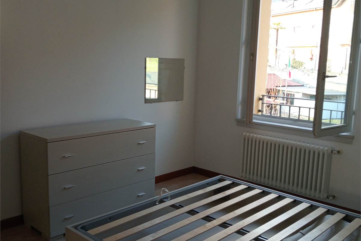 Colverde, Parè: signorile bilocale completamente arredato