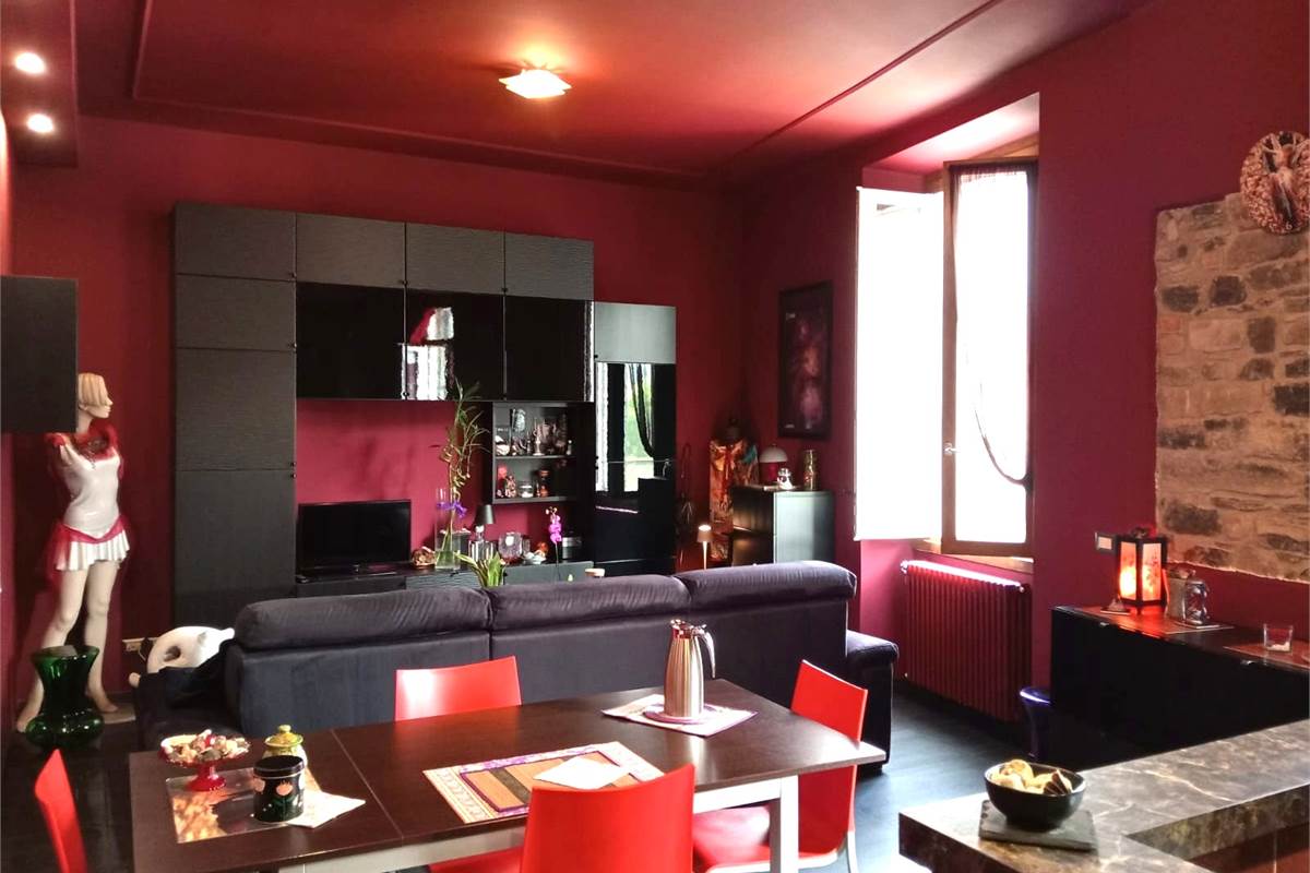 Como via Carloni: appartamento ristrutturato di 3 locali 