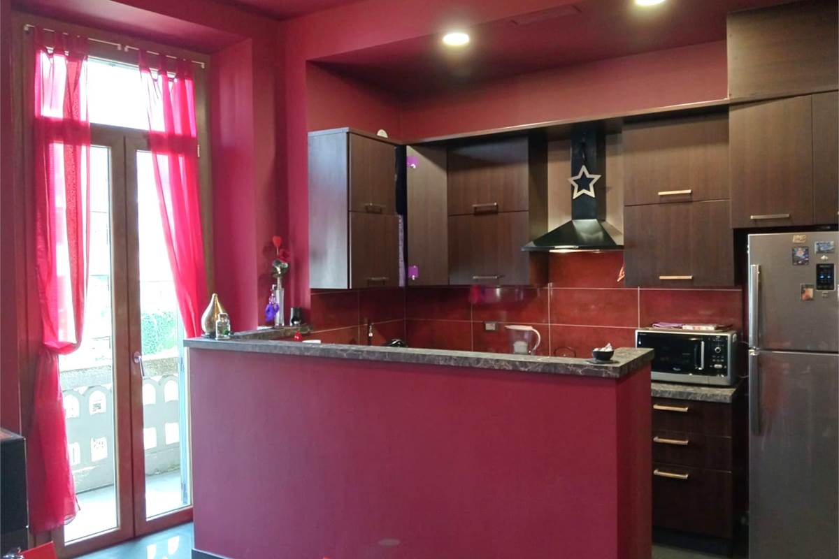 Como via Carloni: appartamento ristrutturato di 3 locali 