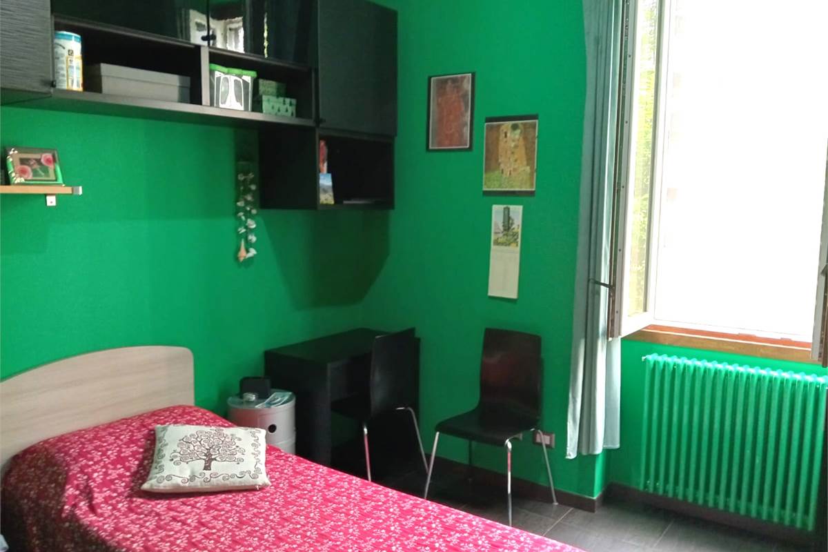 Como via Carloni: appartamento ristrutturato di 3 locali 