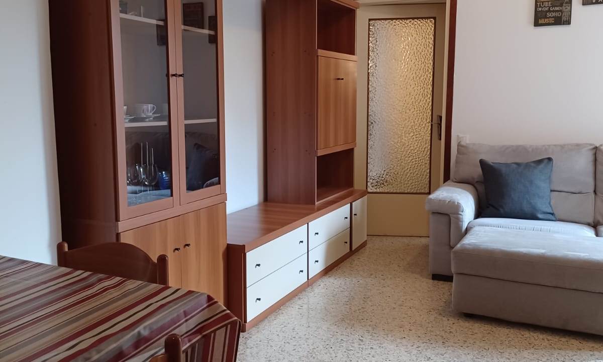 Affittasi bilocale arredato