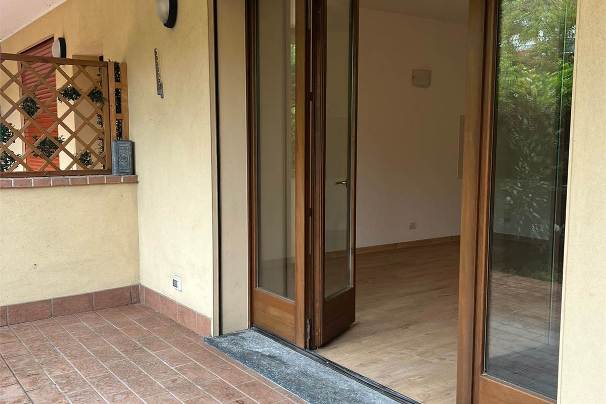 Como ottimo monolocale in vendita