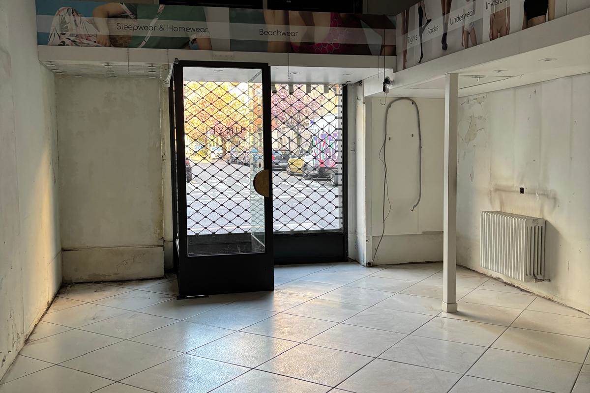 Negozio in affitto, Como borghi