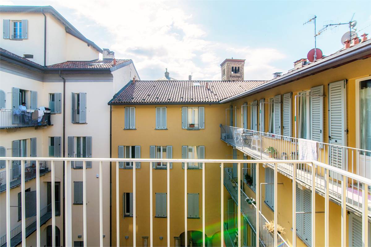Appartamento su due livelli nel centro di Como 