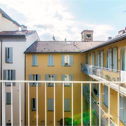 Appartamento su due livelli nel centro di Como 