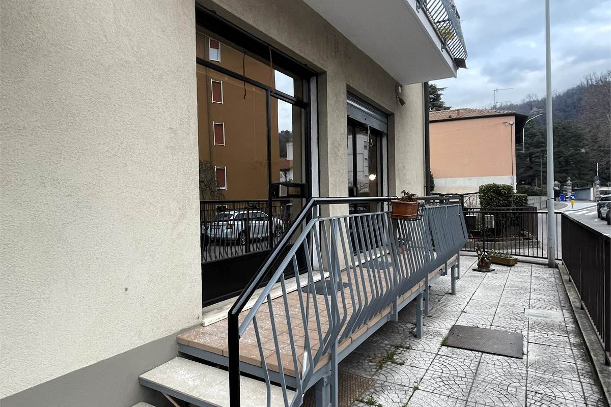 Ufficio alle porte della città.