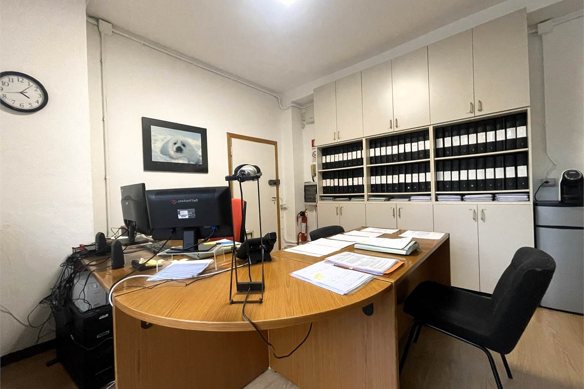 Ufficio alle porte della città.