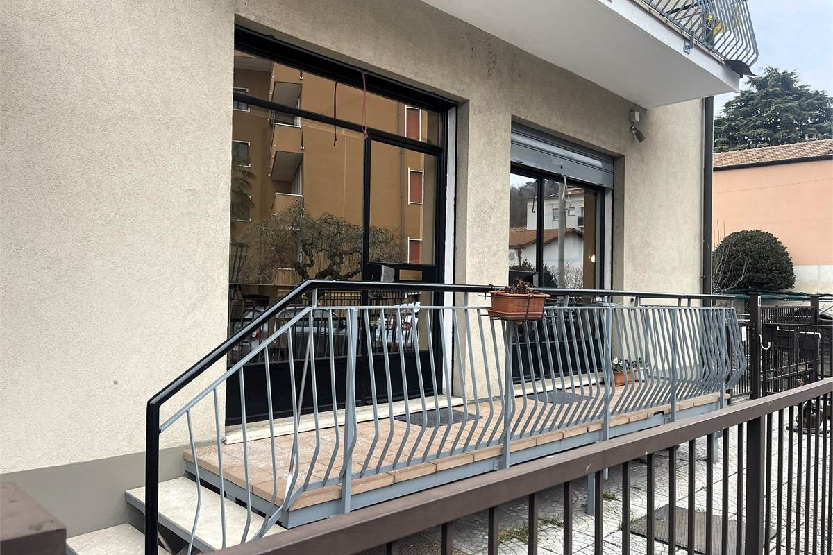 Ufficio alle porte della città.