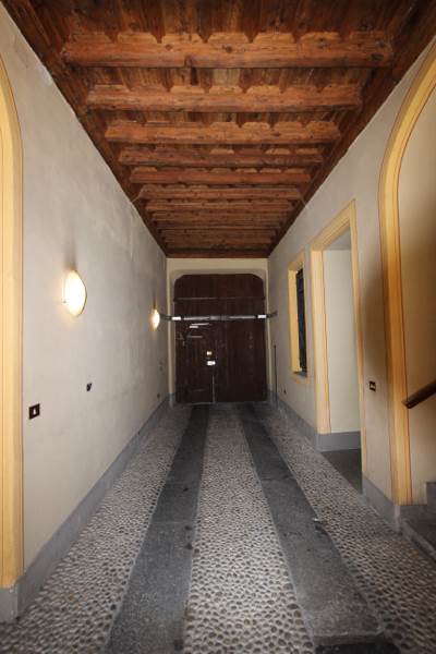 Elegante ufficio open space nel cuore del centro storico di Como
