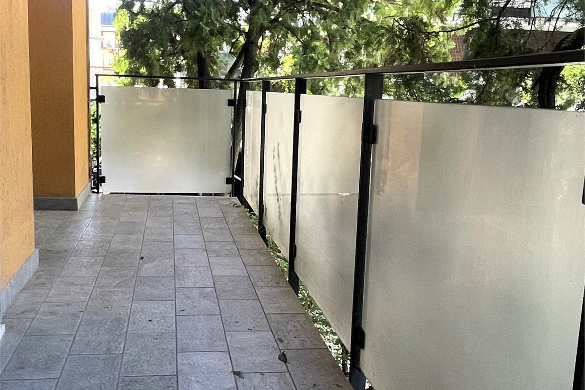 Bilocale luminoso con terrazzo a due passi dal lago e da Villa Olmo