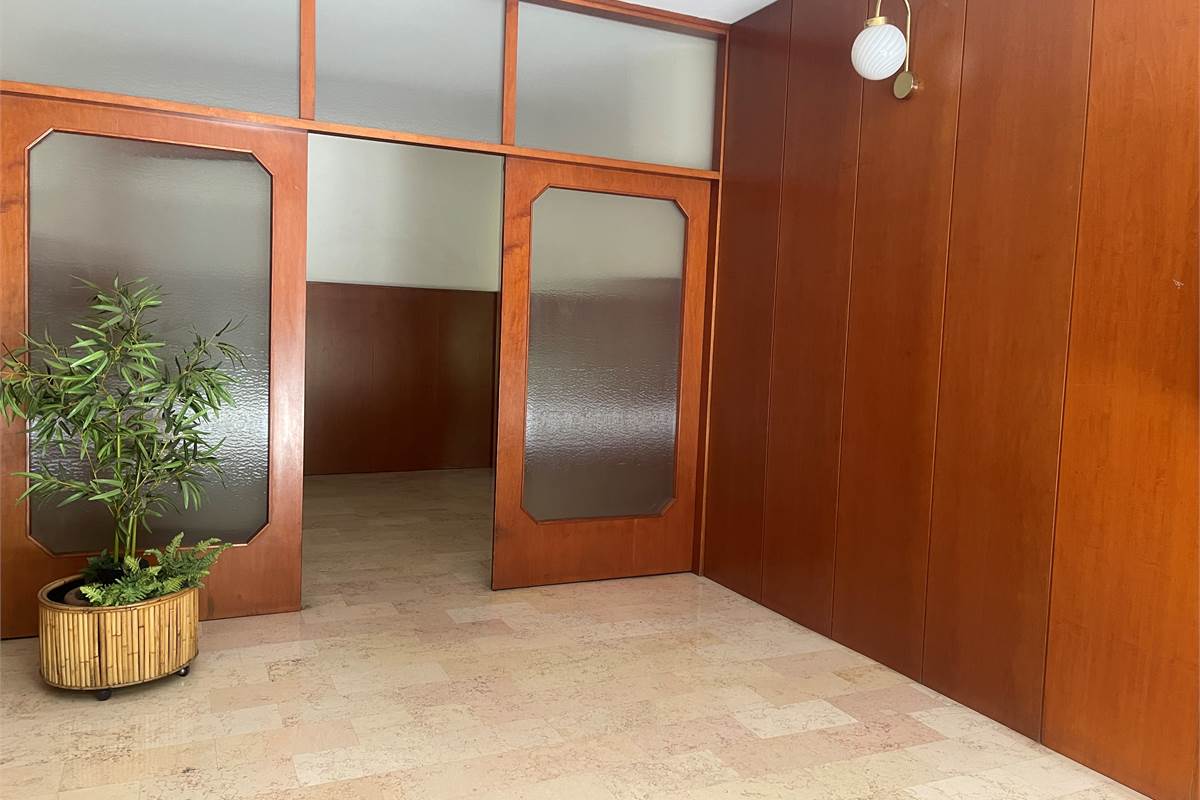 Bilocale luminoso con terrazzo a due passi dal lago e da Villa Olmo