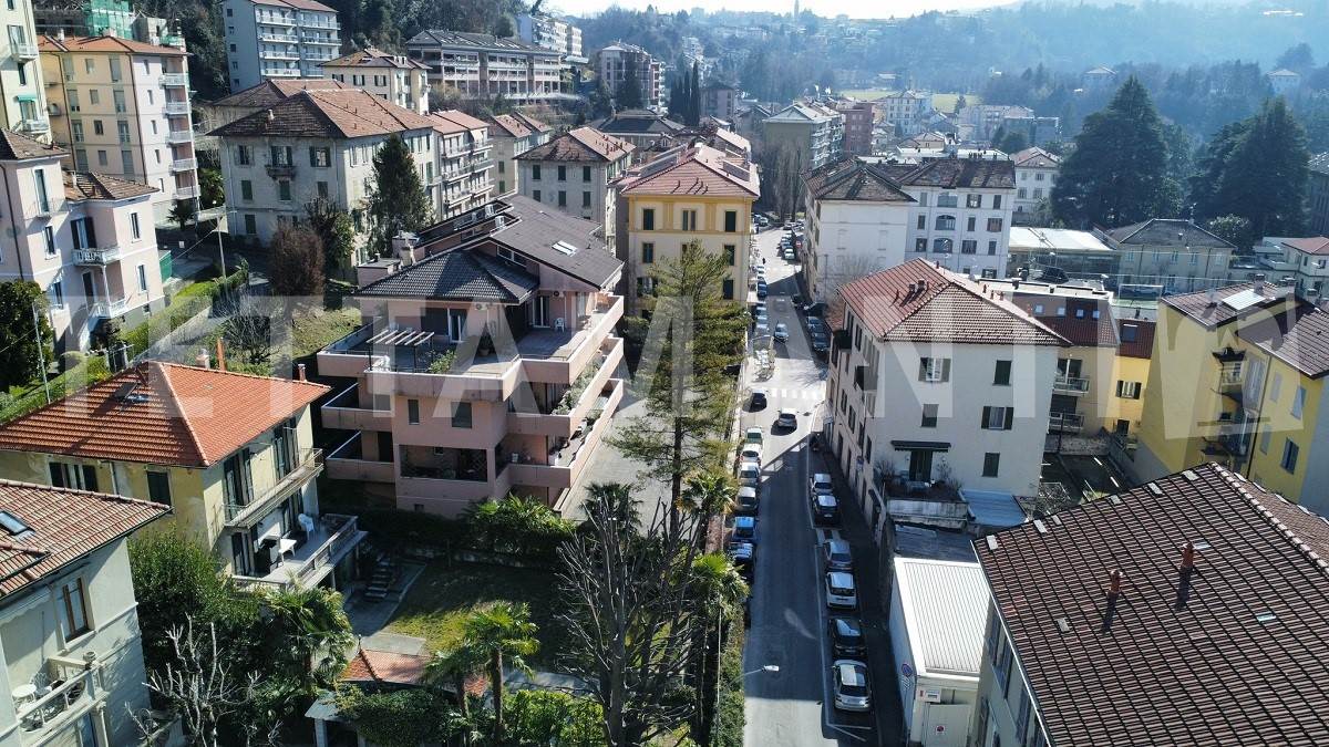 Quadrilocale in locazione a Como via Zezio 
