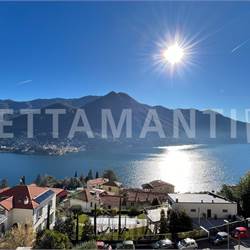 APPARTAMENTO DUE LIVELLI CON TERRAZZINO VISTA LAGO